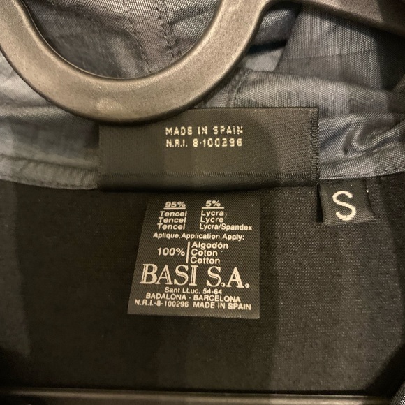 Armand Basi Hooded TShirt - Picture 6 of 7